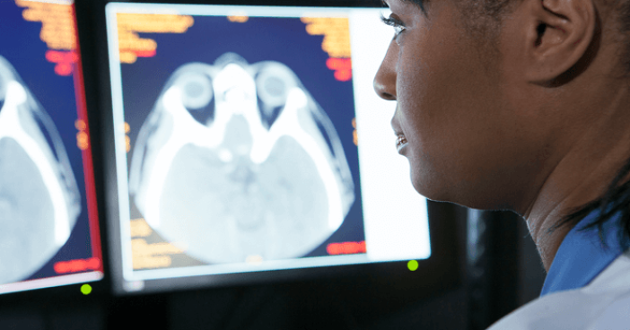 doctor-viewing-xrLOWRES-659x